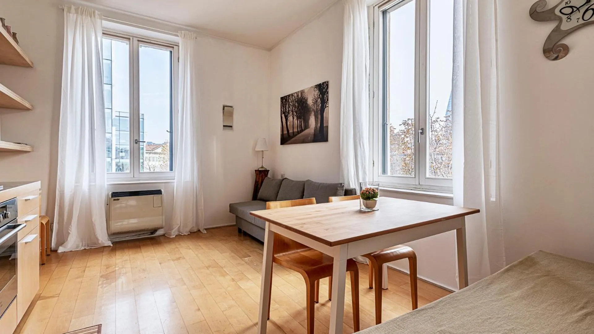 One Bedroom Apartment In Brera Milán 0*,  Itálie