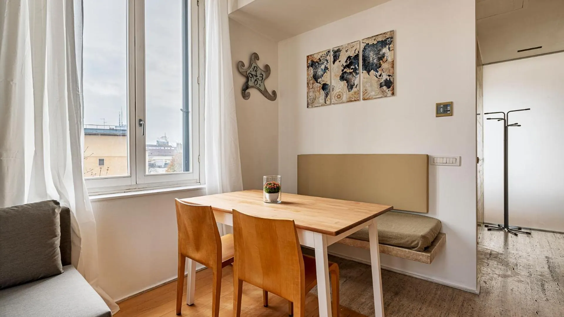 One Bedroom Apartment In Brera Milán