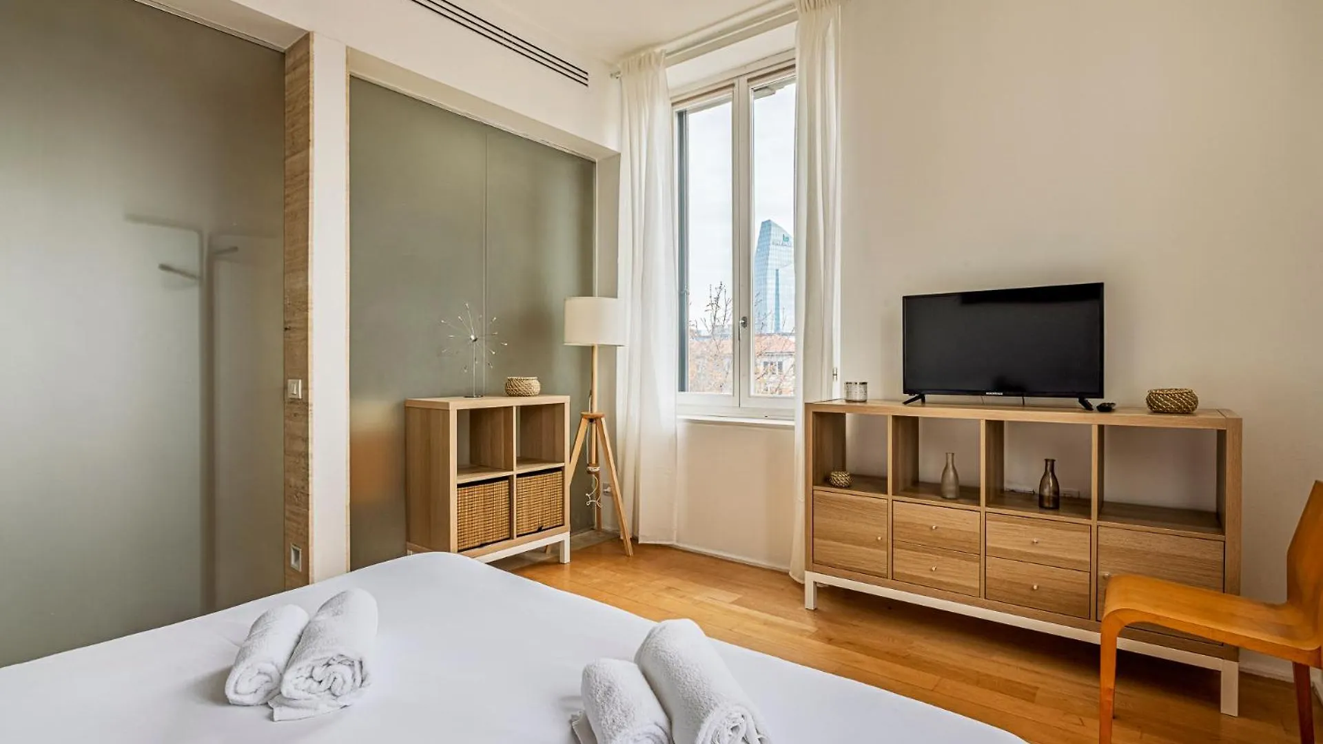 One Bedroom Apartment In Brera Milán