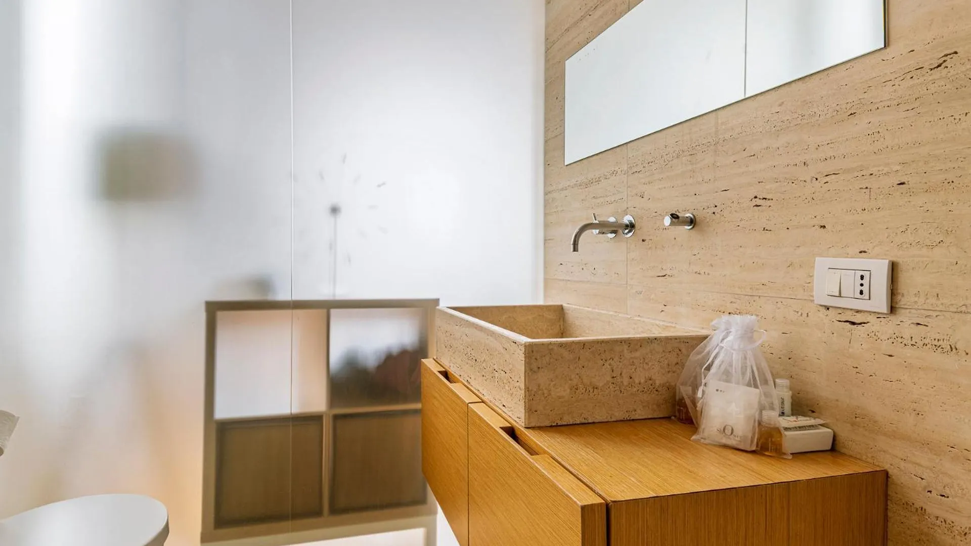 One Bedroom Apartment In Brera Milán 0*,